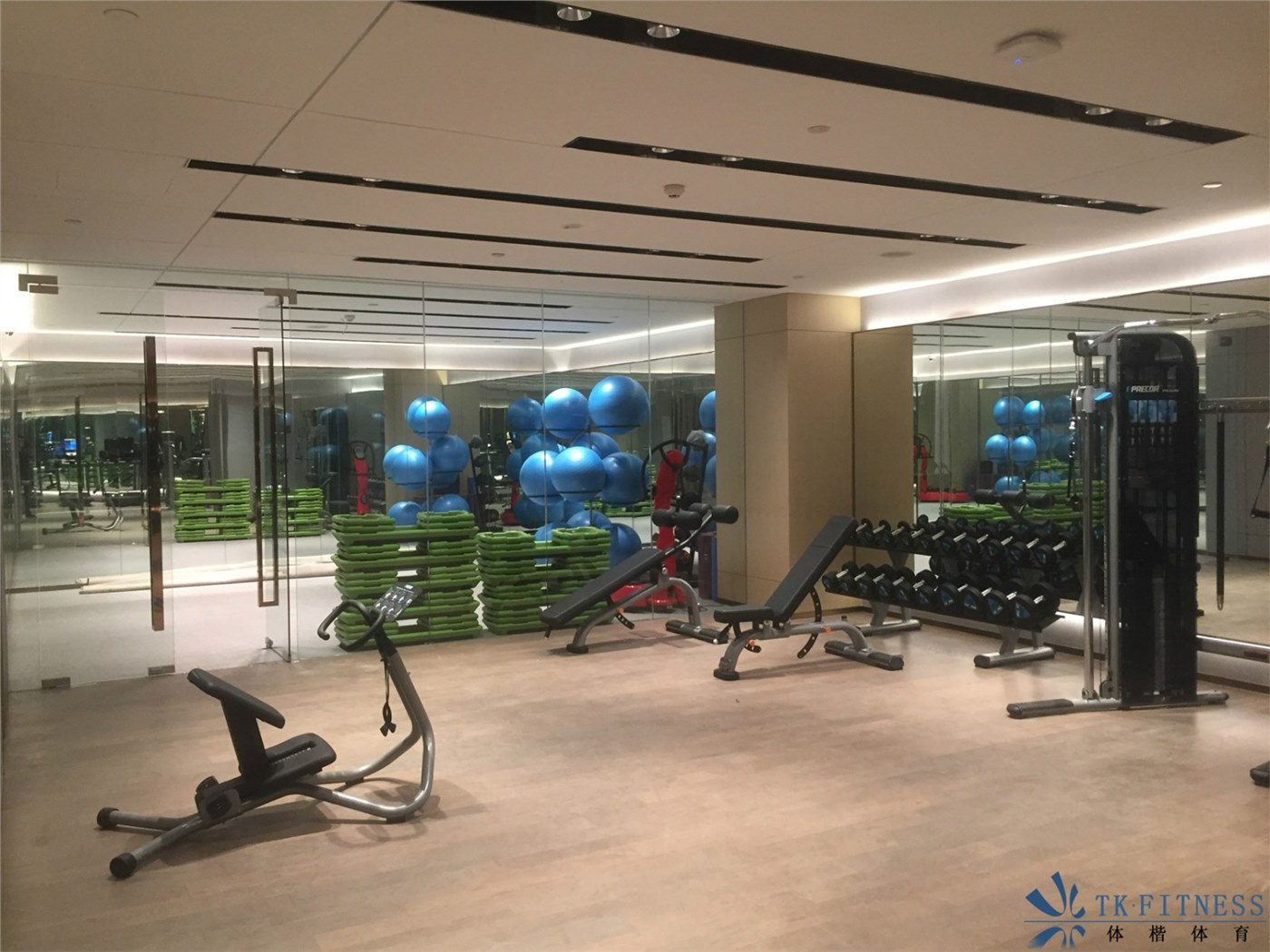 划船机正确的使用动作